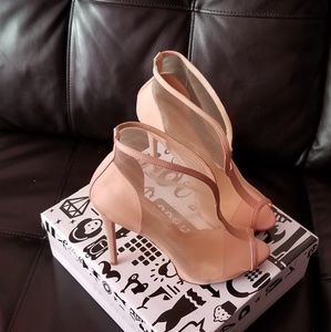 Rose Tan Stilettos